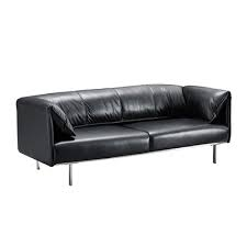 Sofá de dos plazas en piel negra con patas de acero cromado - estilo minimalista para sala pequena contemporanea