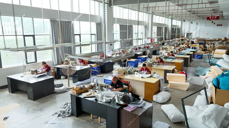 Área de tapicería y ensamblaje Hongye Furniture
