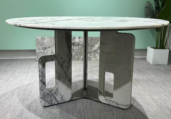 Mesa redonda T016, imagen original del modelo